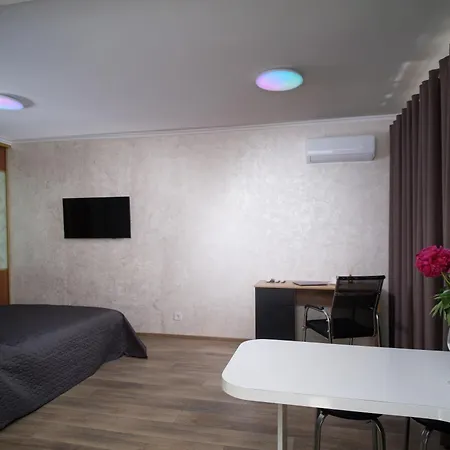 One-room On Shevchenko Avenue 27 Apartment *