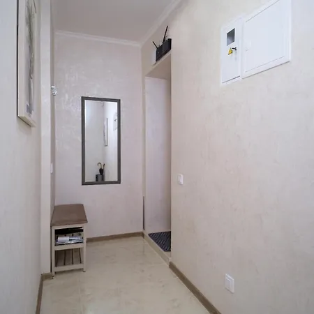 One-room On Shevchenko Avenue 27 Apartment *